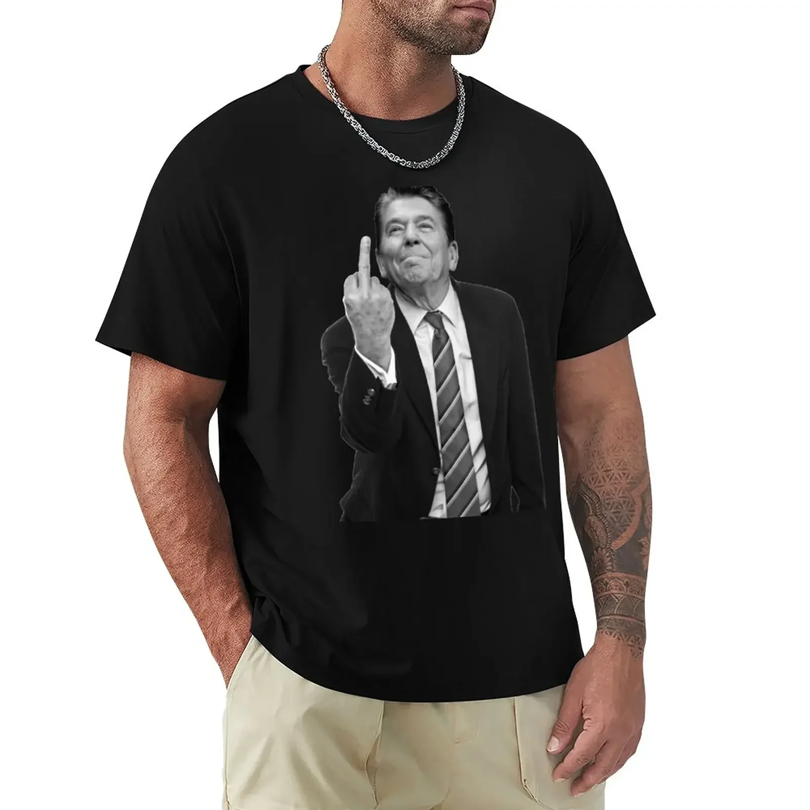 

Ronald Reagan Middle Finger T-Shirt man t shirt sweat oversized t shirt kawaii clothes t shirt for men