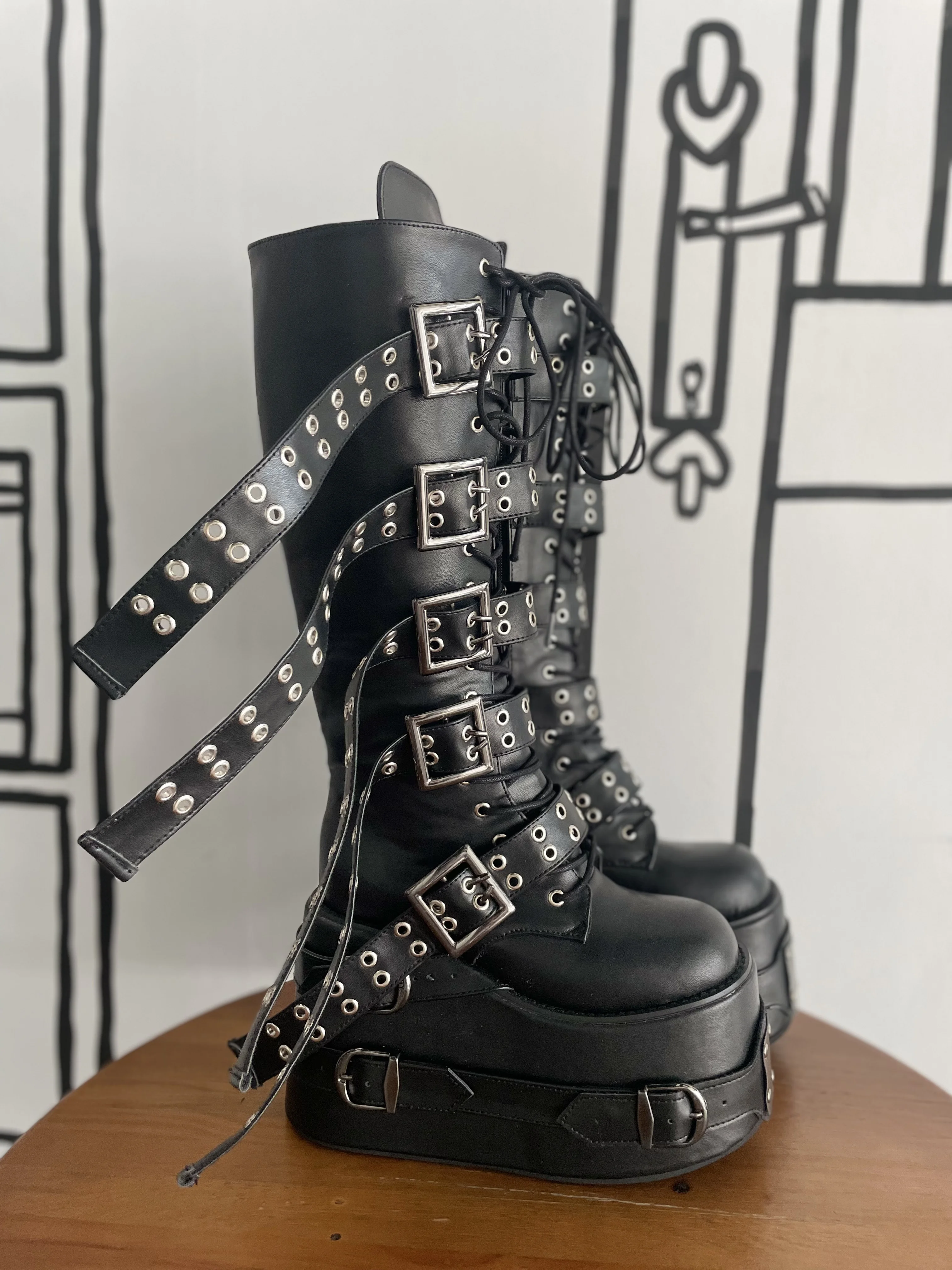 Platform Belt Buckle Women's Motorcycle Boots 2024 Autumn New Street Punk Rock Metal Rivet Knight Boot Fashion Casual Party Boot