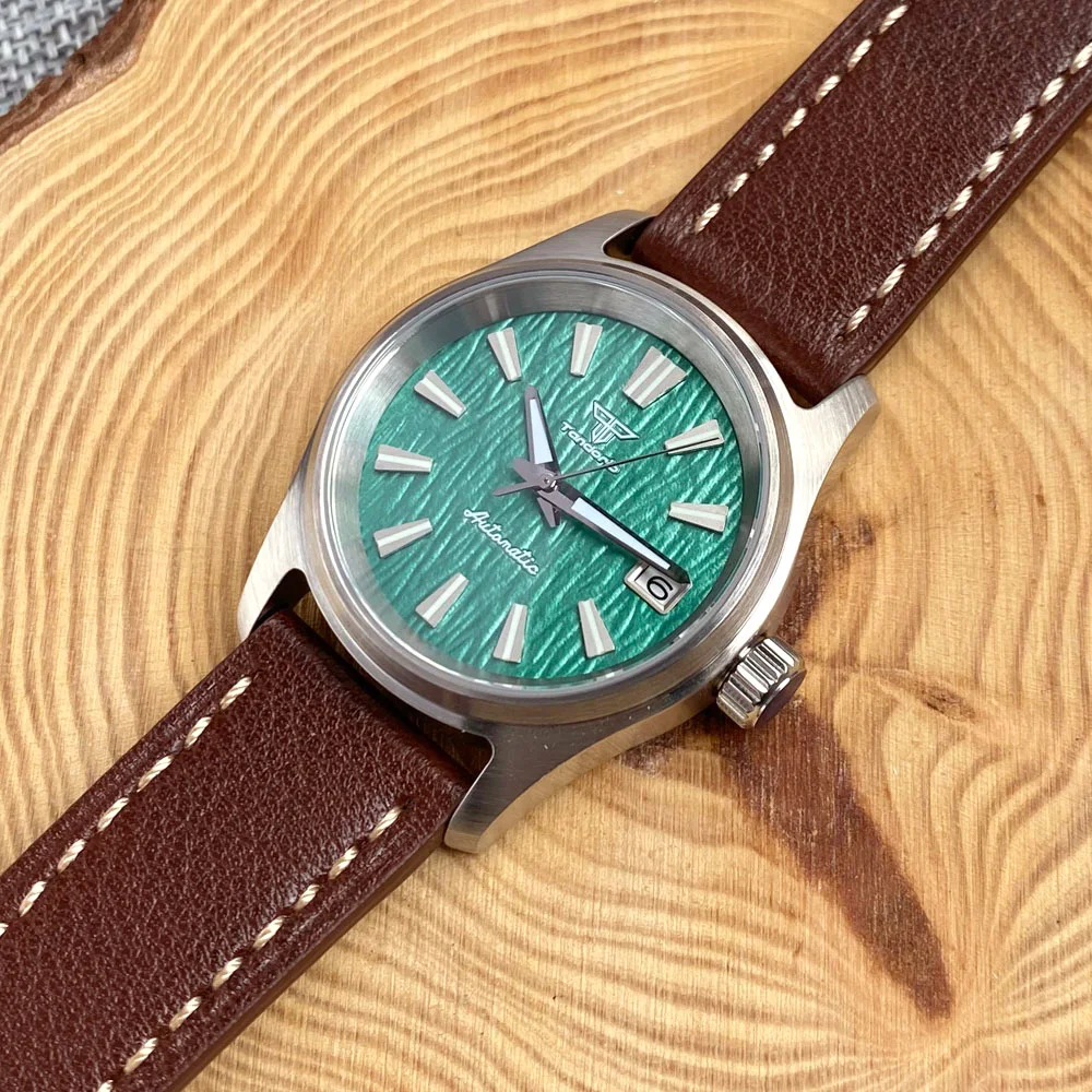

Мужские часы Tandorio 36 мм с зелено-белым светящимся циферблатом, автоматическим механизмом NH35, в пилотном стиле, водонепроницаемость 20 АТМ, с коричневым кожаным ремешком