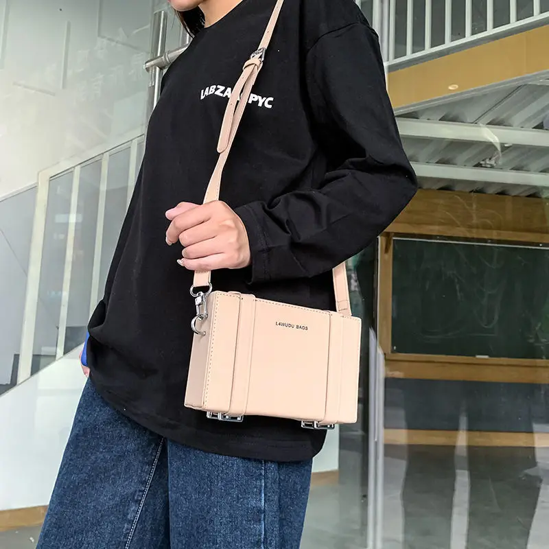 Bags 2023 New Spring Summer Unisex Casual Hasp HARD Box Shoulder Bag Handbag Pures And Bags Crossbody Women Bag