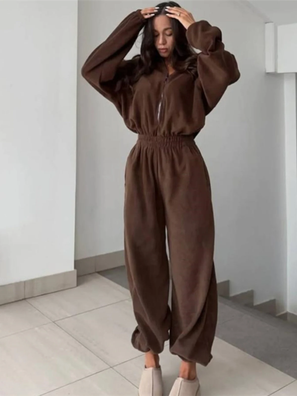 

Модный повседневный комбинезон с капюшоном Long Sve, женский комплект, длинные брюки, комбинезон на молнии, удобная спортивная одежда, ансамбль