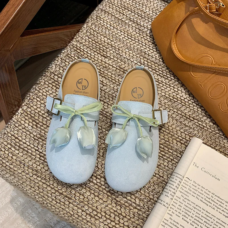 2025, modische Damen-Pantoletten mit Tulpenakzent, Slip-On-Clogs für Damen mit weicher Sohle, elegante geschlossene Hausschuhe, passend zum Kleid