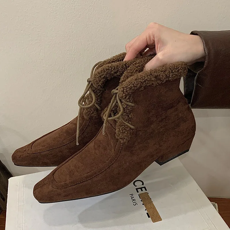 

2025 Brown Winter New Brand Women Ankel Boots Fashion Warm Plush Lace Up Short Boots Square Low Heel Casual Dress Chelsea Sh