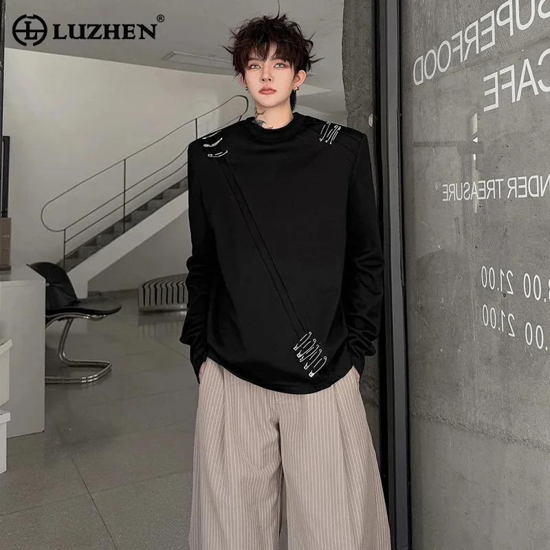 LUZHEN 2026 Autumn Metal Pin Patchwork Decorate Niche Design Long Sleeve T-shirts Men's Fashion Solid Color Casual Tops JY8714