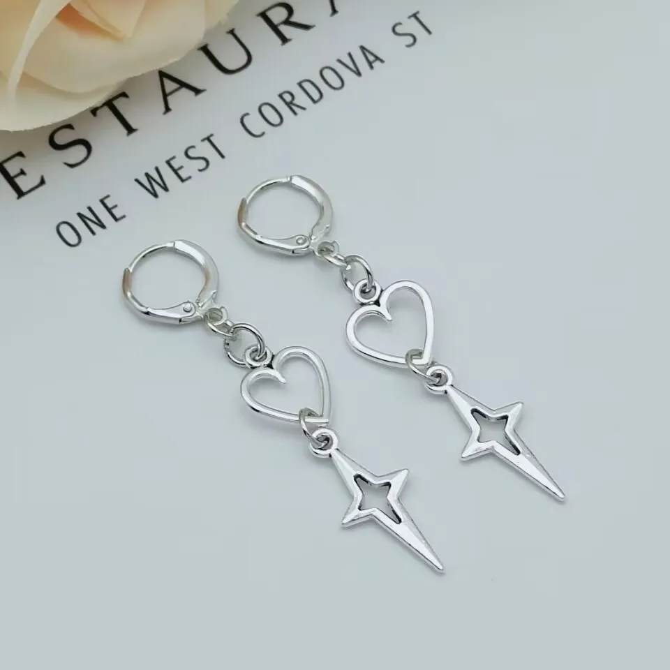 Barbed Wire Earrings for Men Women with Hypoallergenic Gothic Grunge Punk y2k Cute Alternative Star Charm Pendant Earrings Gift