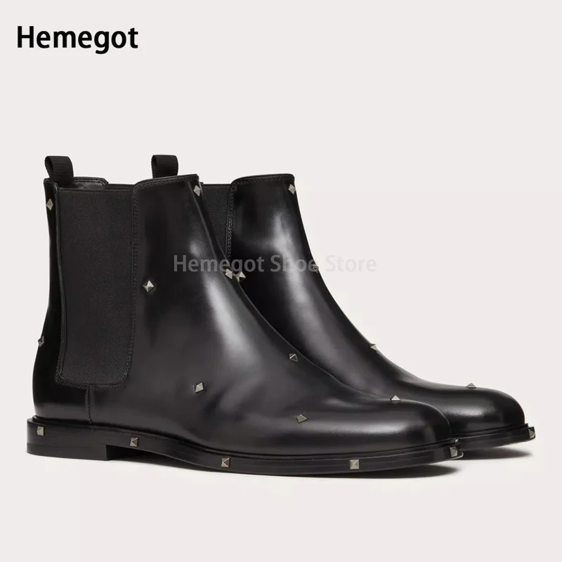 

Men Rivet Decoration Ankle Boots Slip On Casual High-Top Stylish Winter Boots Wear-Resistant Retro Style Booties Men's Shoes