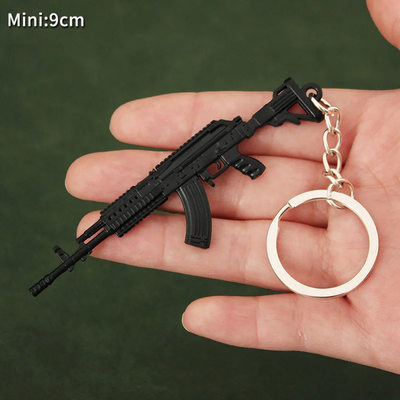 PUBG Gun Keychain Metal Mini M762 Weapon Model CS GO M1896 P911 M416 98K M24 Alloy Key Chain Fans Collectible Jewelry Wholesale