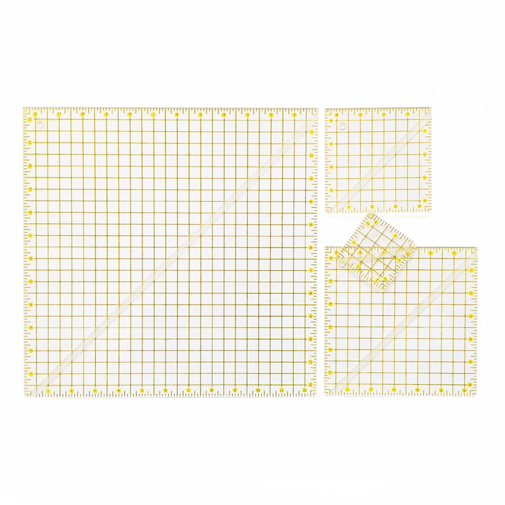 Квадратный треугольник, несколько линеек для квилтинга 12-1/2