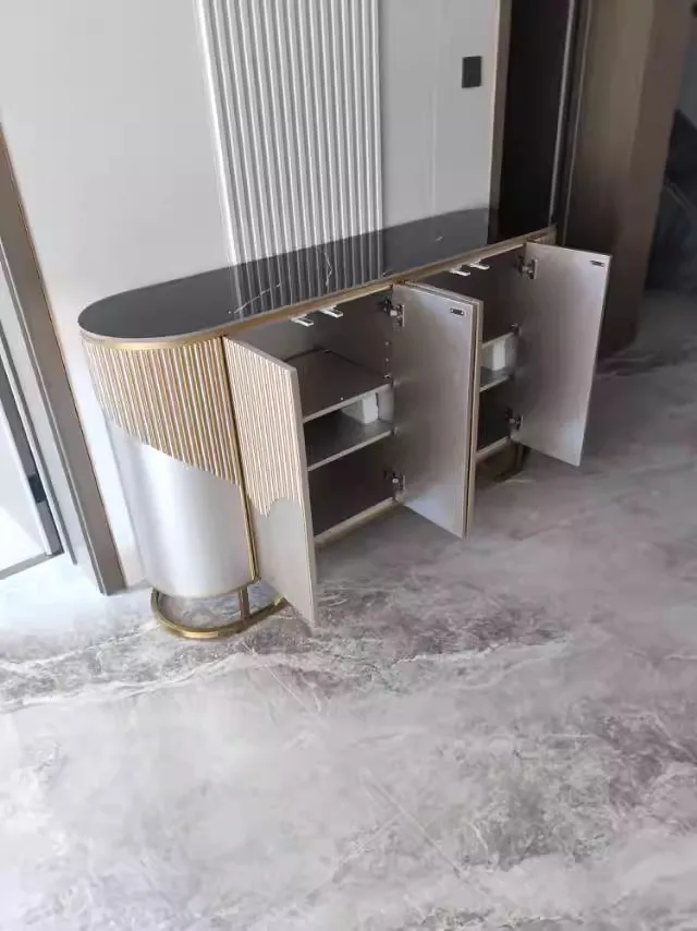 

High-end decorative cabinet model room design home front door living room wall side cabinet