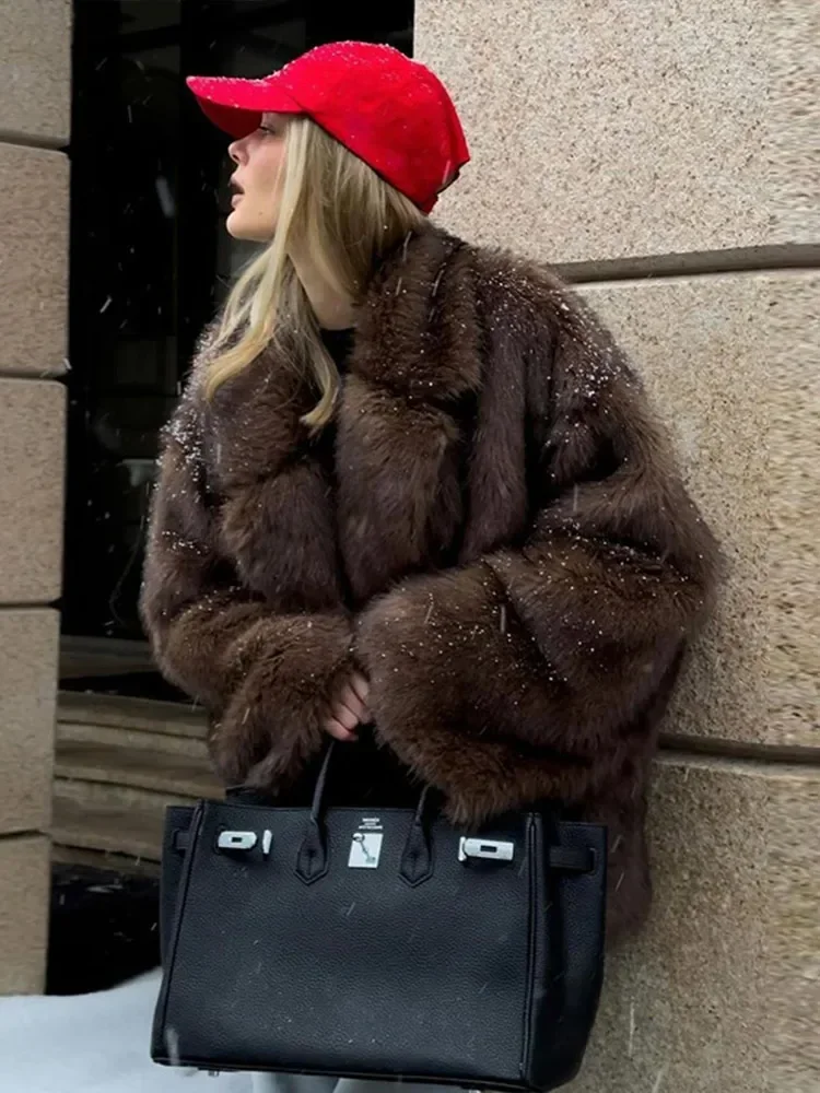 2025 Winter Gradient Faux Fur Coat Women Luxury Oversized Thick Warm Outerwear Long Sleeve Fluffy Faux Fox Fur Outerwears