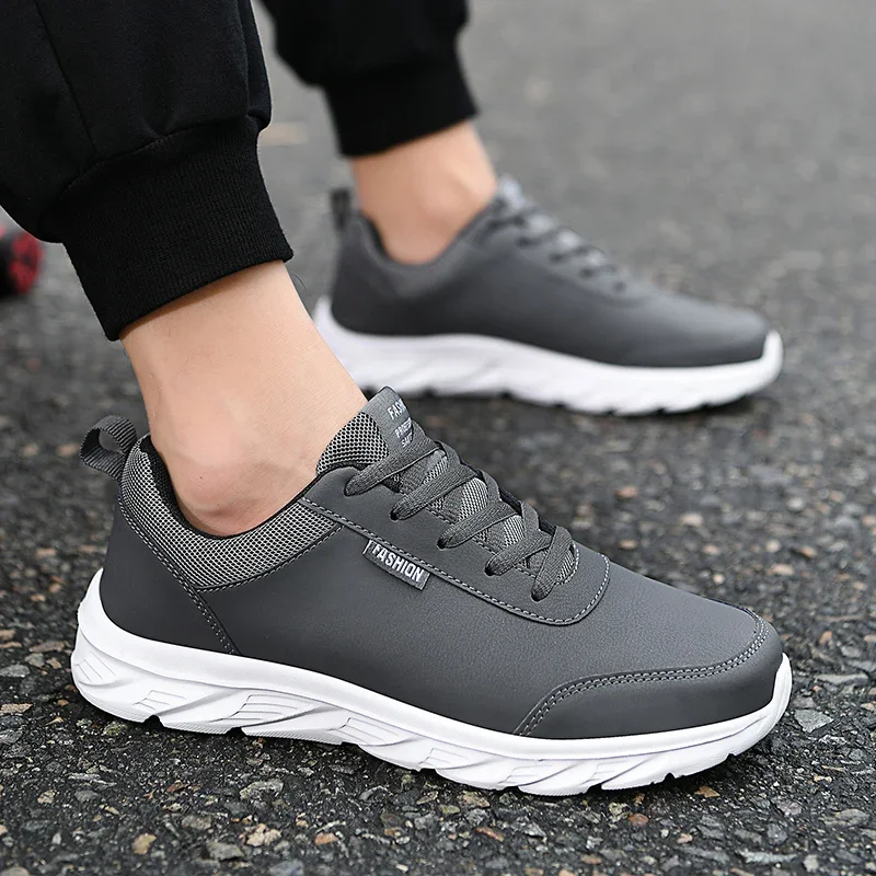 Teenagers Canvas Sneakers With Rubber Sole Sports Shoes For Male Gym Mens Running Shoes Rhinestones Fashion Man 2024 Fur Tennis