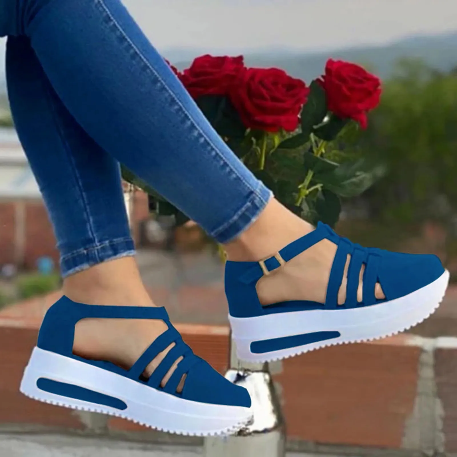 2024 Summer New Hollow Sneakers Fashion Design Breathable Mesh Vulcanized Shoes Wedge Walking Red Non-slip Tennis Tรชnis Feminino
