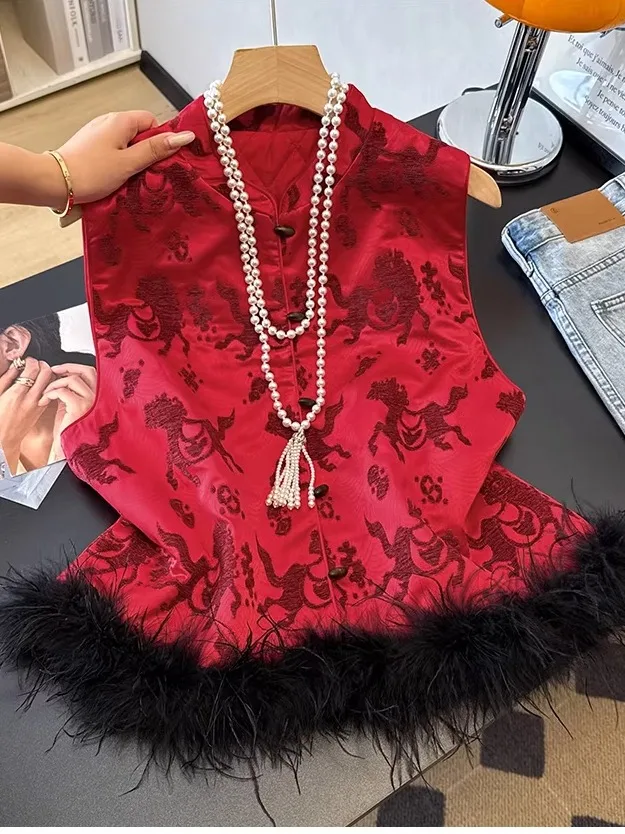 ชุดเสื้อผ้าผู้หญิงสไตล์จีนแบบใหม่ สีแดง ผ้าฝ้ายน้ำหนักเบา ประดับขนมิงค์  คอลเลคชั่นฤดูใบไม้ร่วง-ฤดูหนาว 2026 แฟชั่นทันสมัย
