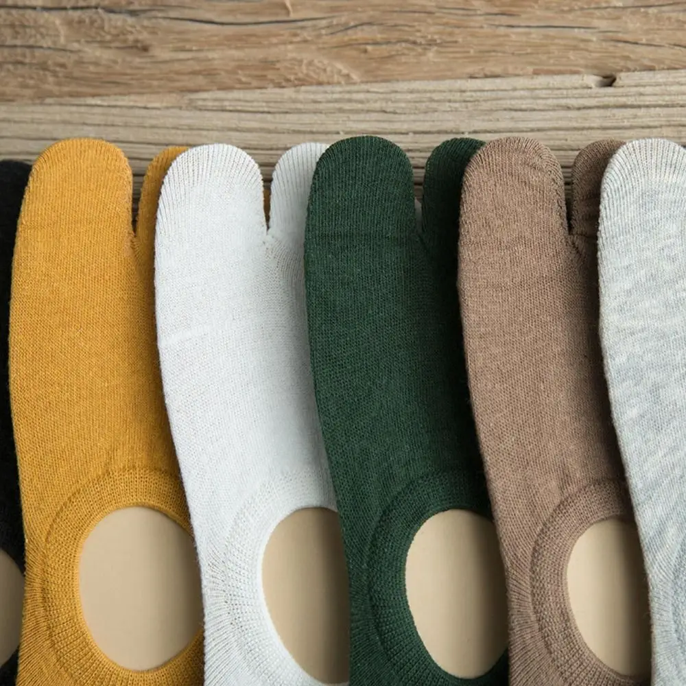 Simple Cotton Two-Toed Socks Comfortable Low Cut Split Toe Socks Breathable Boat Socks Unisex
