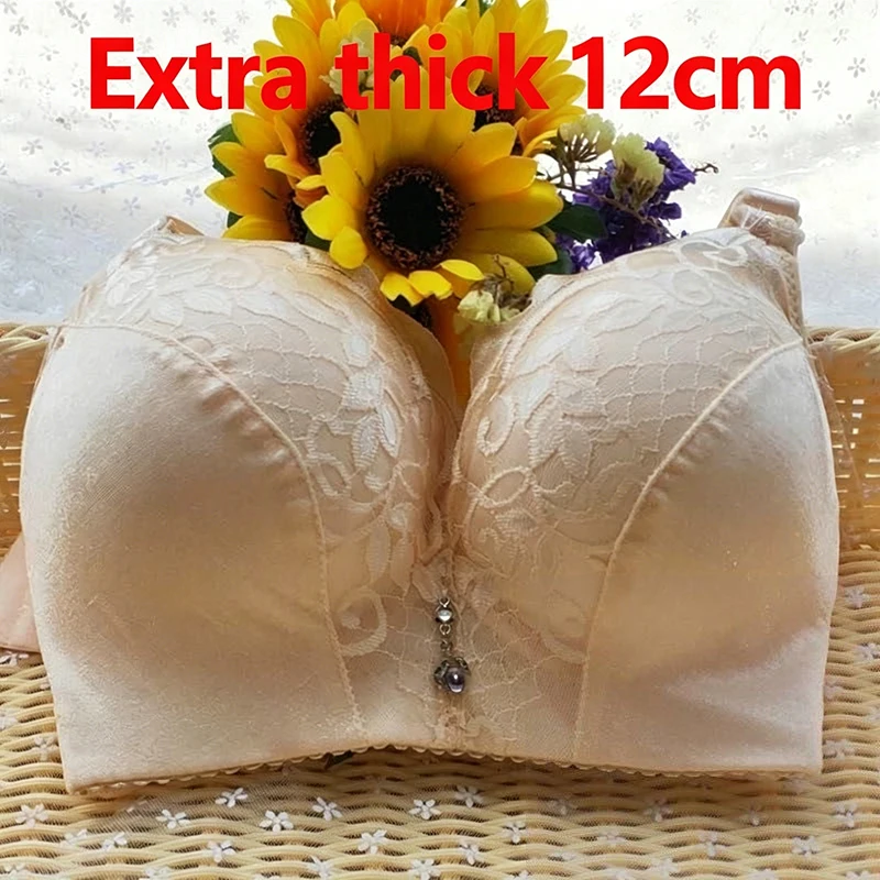 

Бюстгальтер Extreme Push-up 12 см с глубоким вырезом, со съемными вкладышами, без косточек, для максимальной поддержки и естественных изгибов.