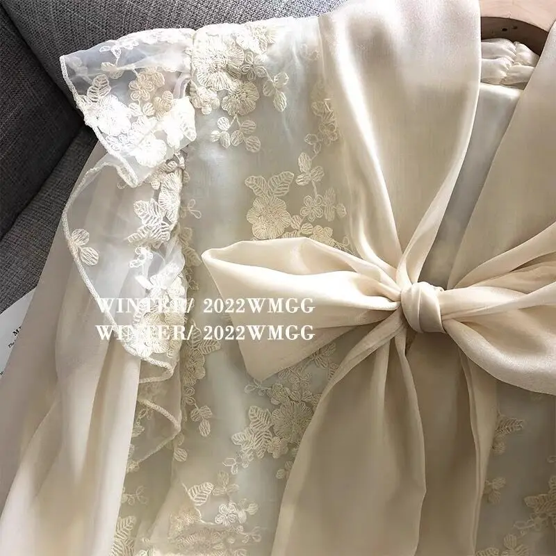Autumn New Korean Style Fashionable Slim Fit and Slimming French Ruffle Edge Tied Bow High-end Shirt Top for Women