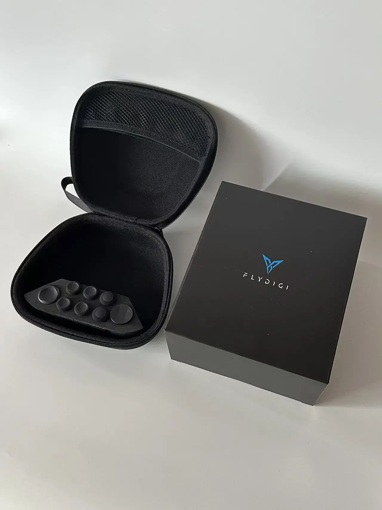 Flydigi Storage Bag Accessory Kits With Thumbsticks D-PAD