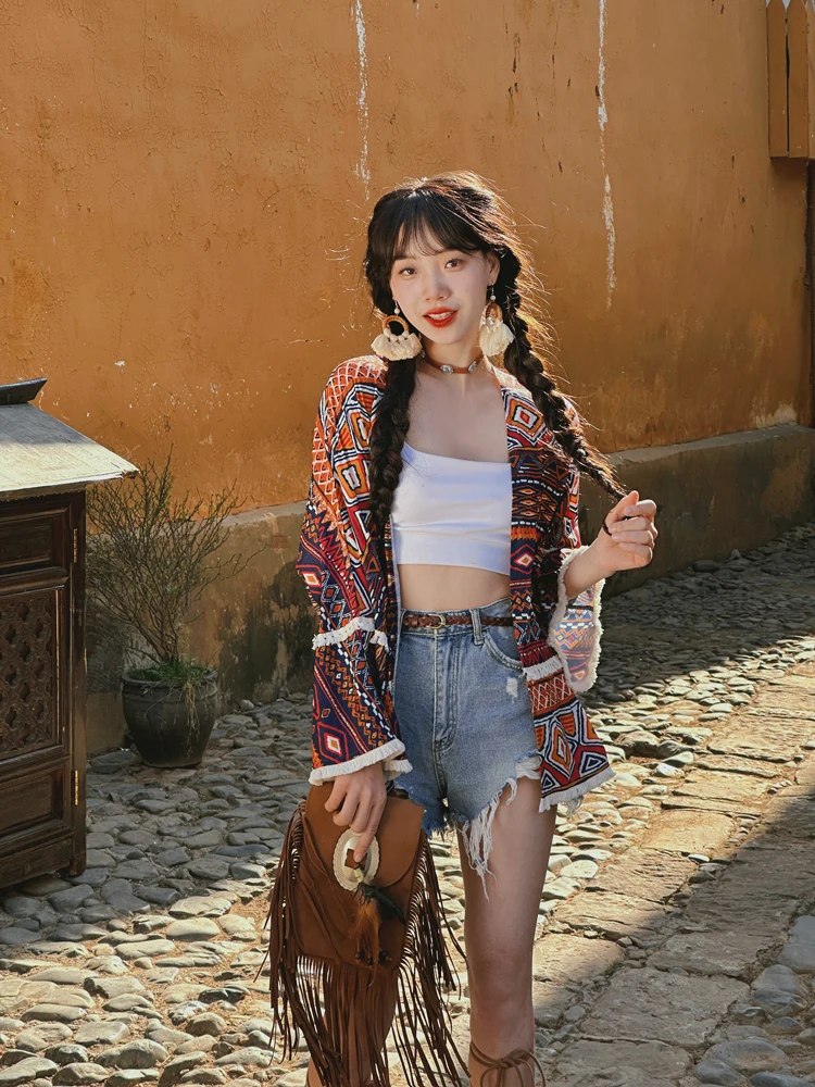 

Yunnan Prairie Travel Ethnic Sle Women's Tibetan National Print Sunscreen Coat Qinghai Desert Travel irt Long Sve Loos...