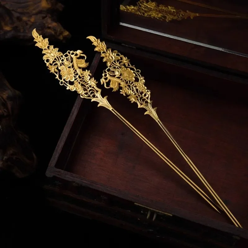 Ancient gold craftsmanship Vintage Palace Style hanfu accessories Exquisitely carved Hollow Flower tiara Bridal hair jewelry