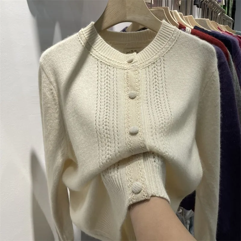 Gray Lace Spliced Sweater for Women in Early Spring 2025 Round Neck Long Sleeve Versatile Single-breasted Knitted Cardigan