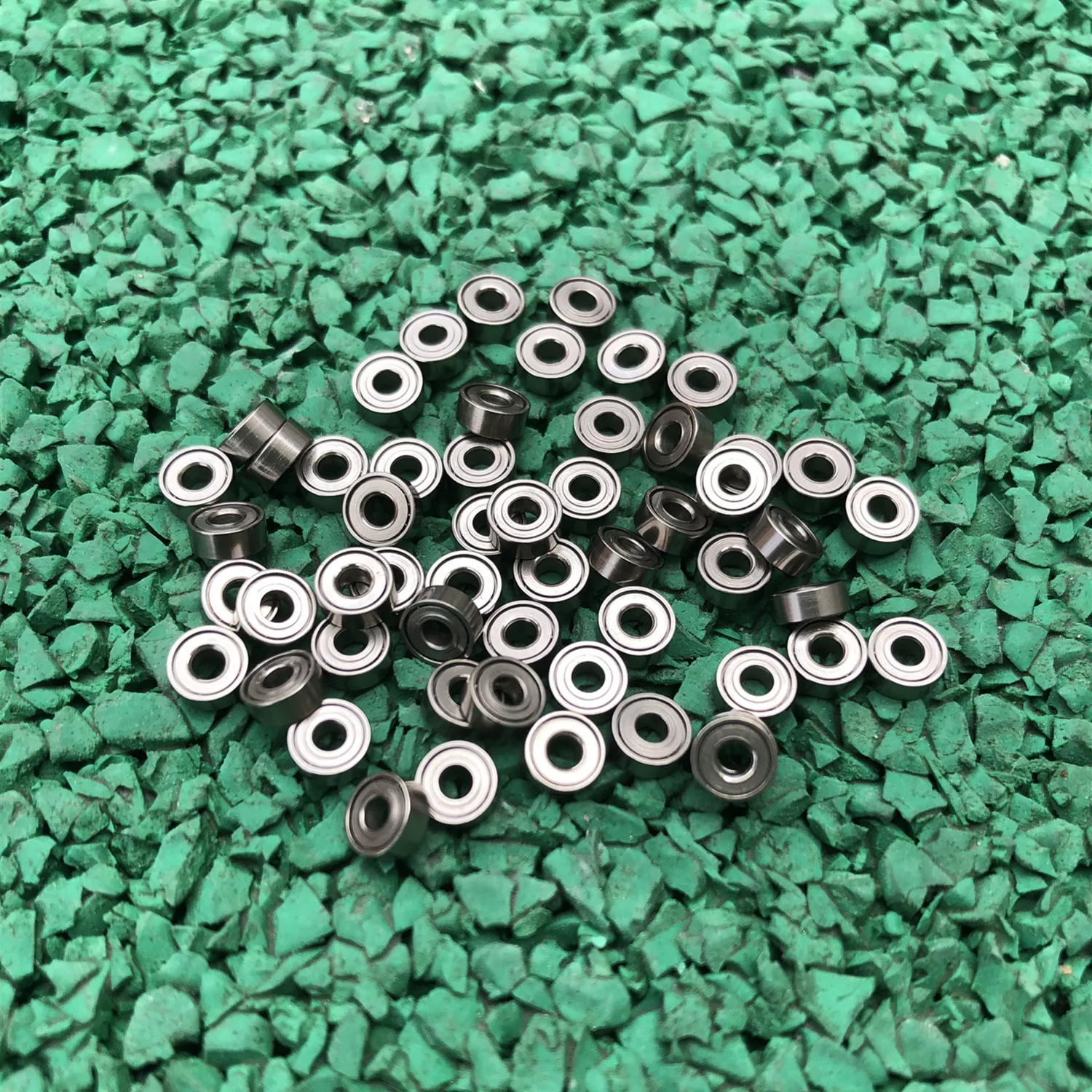 100pcs 682ZZ 2x5x2.3mm L-520ZZ miniature steel ball bearings 682Z 682 -2Z  deep groove ball bearing 2*5*2.3 mm