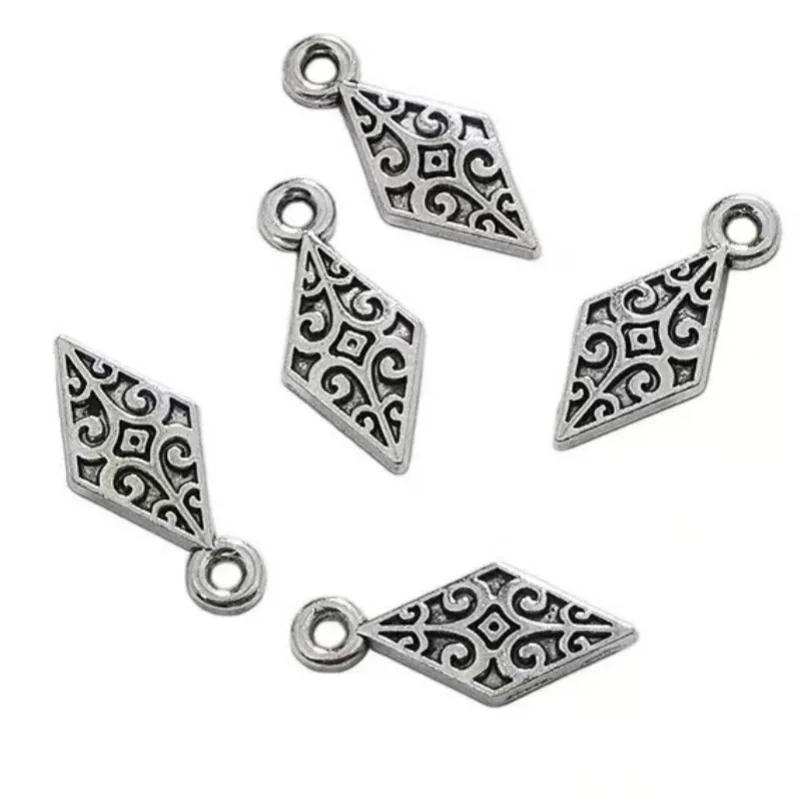 30pcs Silver Color Mini 3D Prismatic Shuttle Dart Pendant Retro Earrings Bracelet DIY Metal Jewelry Charms Handmade Supplies