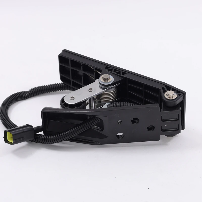 1108020-YCFA115-40 Yuchai Electronic Accelerator Pedal Light Truck Electronic Accelerator Pedal