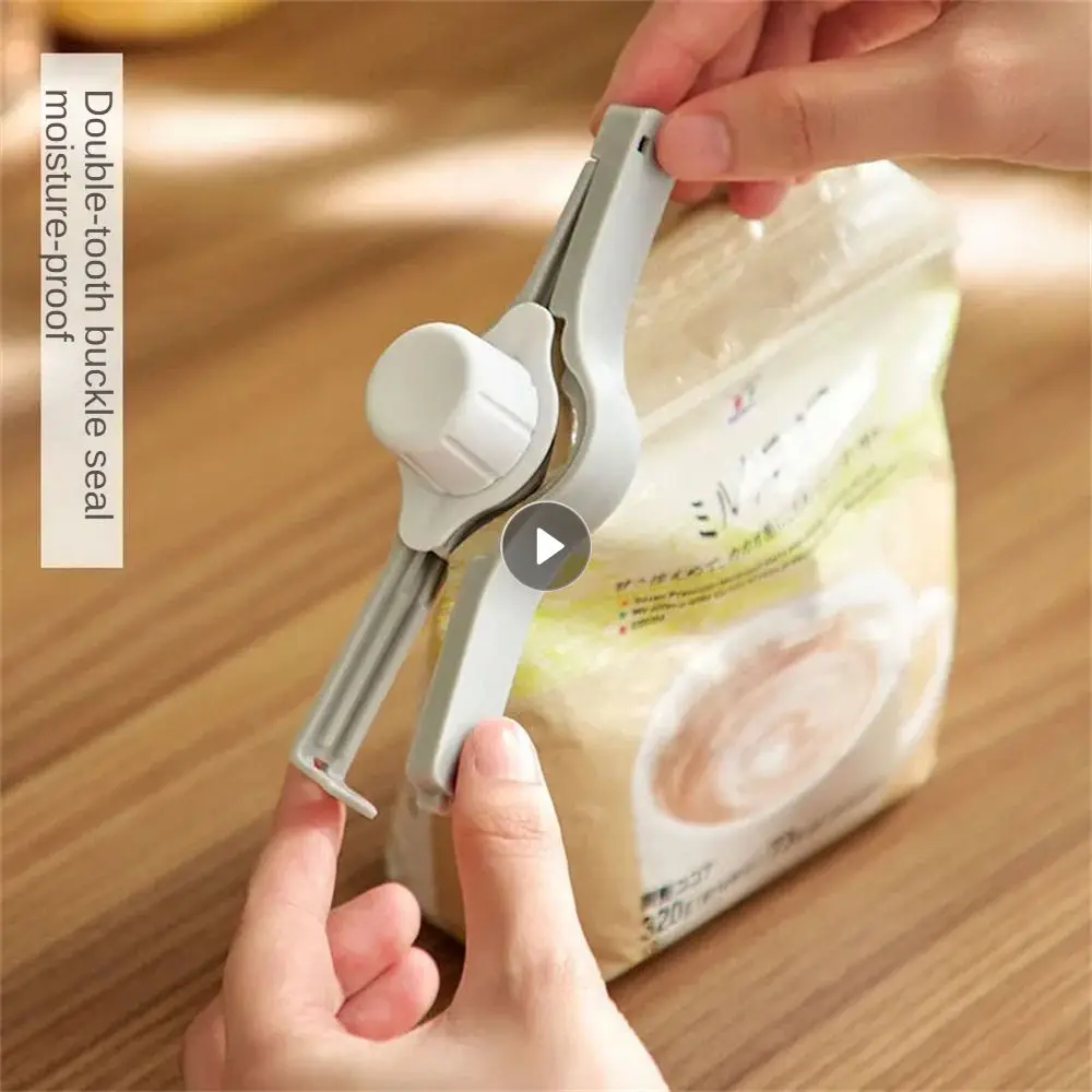 Moisture-proof Sealing Clamp Simple Design Sealed Preservation 13.7 * 5.2cm Wholesale Kitchen Tools Sealing Clamp Seal Clip