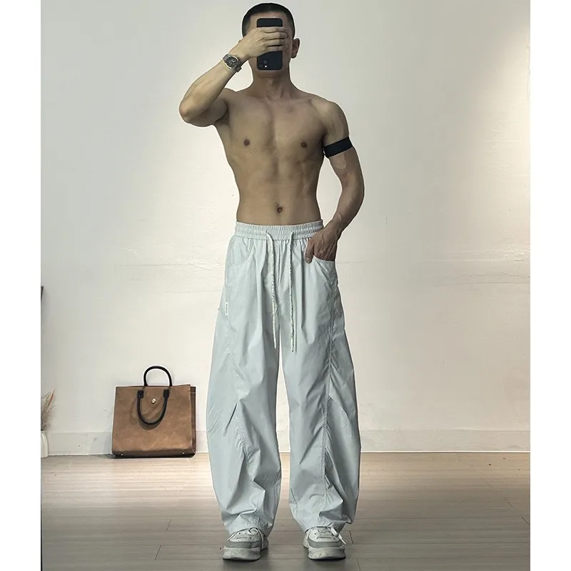 

Легкие летние тонкие мужские повседневные брюки свободного кроя с двойными складками, широкие штаны-«косы» в городском стиле из полиэфирного волокна