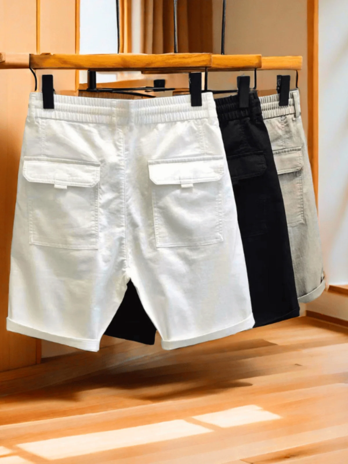 Pantaloni ort casual a gamba dritta da uomo Colore puro Lunghezza cinque quarti Pantaloni estivi comodi e comodi alla moda