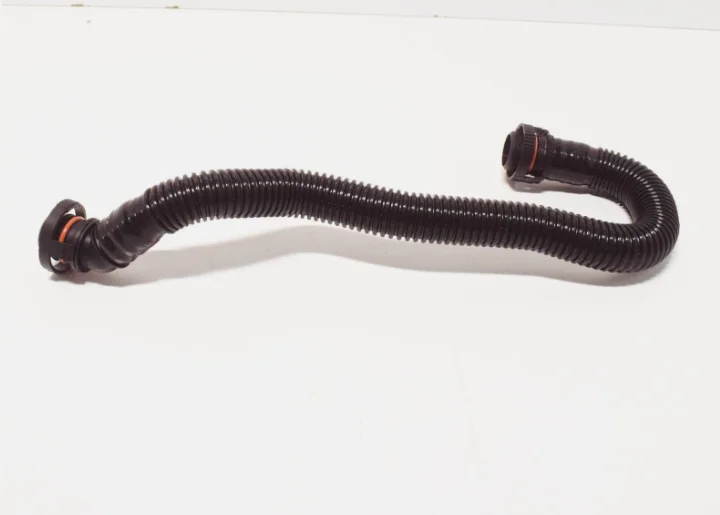 

2011-2018 год Вентиляционная линия двигателя Шланг сапуна картера двигателя 948 107 247 20