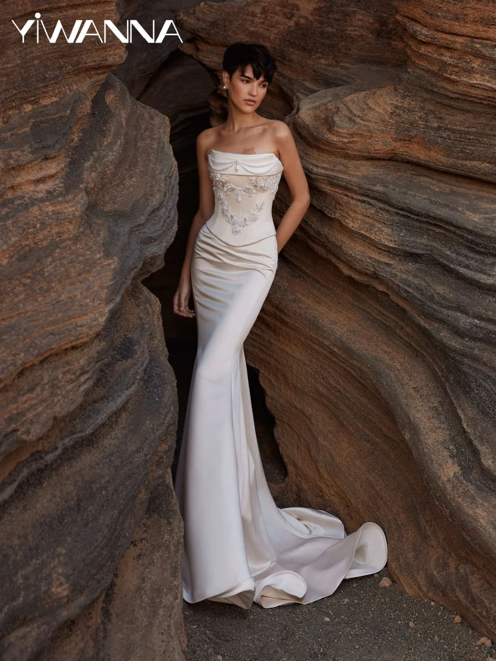

Shiny Beaded Satin Mermaid With Corset Wedding Dress Open Back Strapless Bridal Gown 2026 Customized Dreamy Dresses For Bride