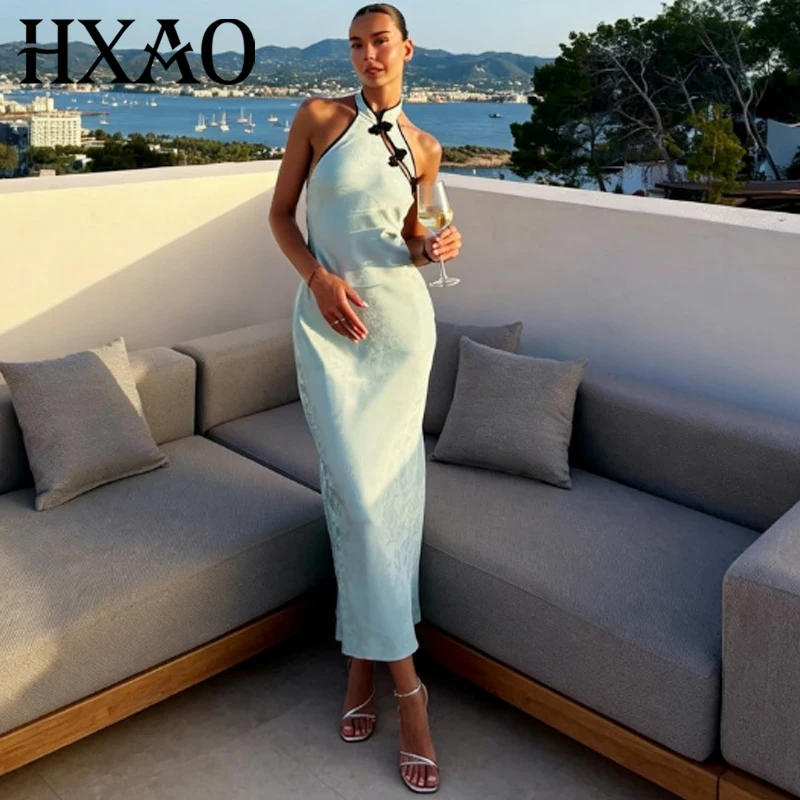 HXAO Satin Neckholder-Kleider Damenkleid 2026 Jacquard Rückenfreies Qipao Maxikleid Chinesischer Stil Ärmellos mit Froschknöpfen Vestidos