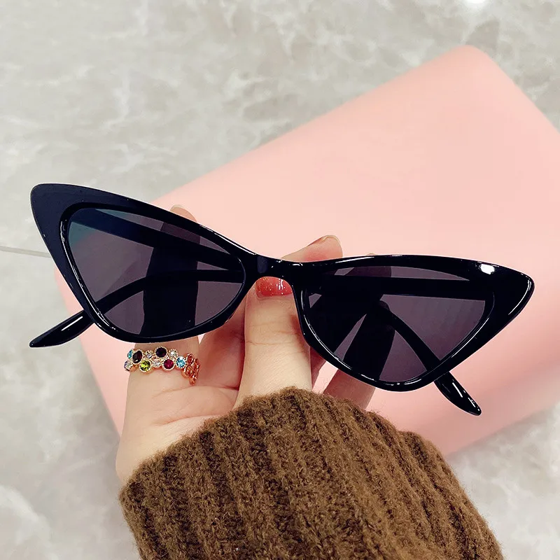 

OVOYAN 2022 Cateye Small Sunglasses Women High Quality Eyewear Women/Men Retro Glasses Women Mirror Party Gafas De Sol Mujer