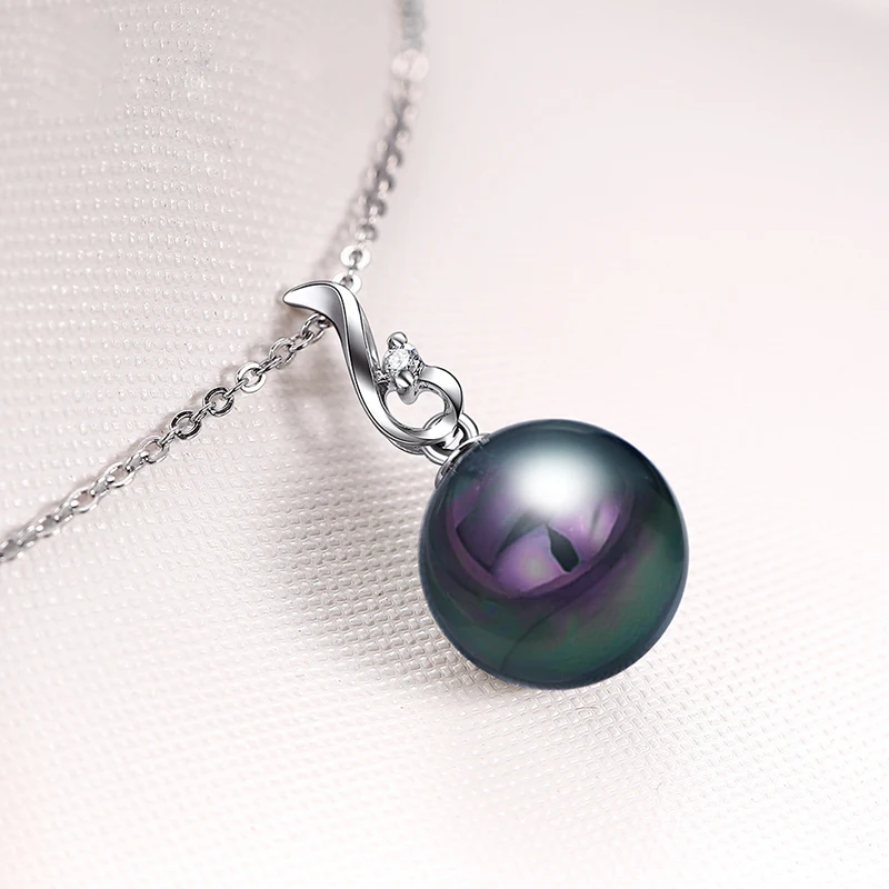 Huitan Multi-colored Big Imitation Pearl Pendant Necklace Women for Wedding Luxury Elegant Lady Accessories Gift Fashion Jewelry