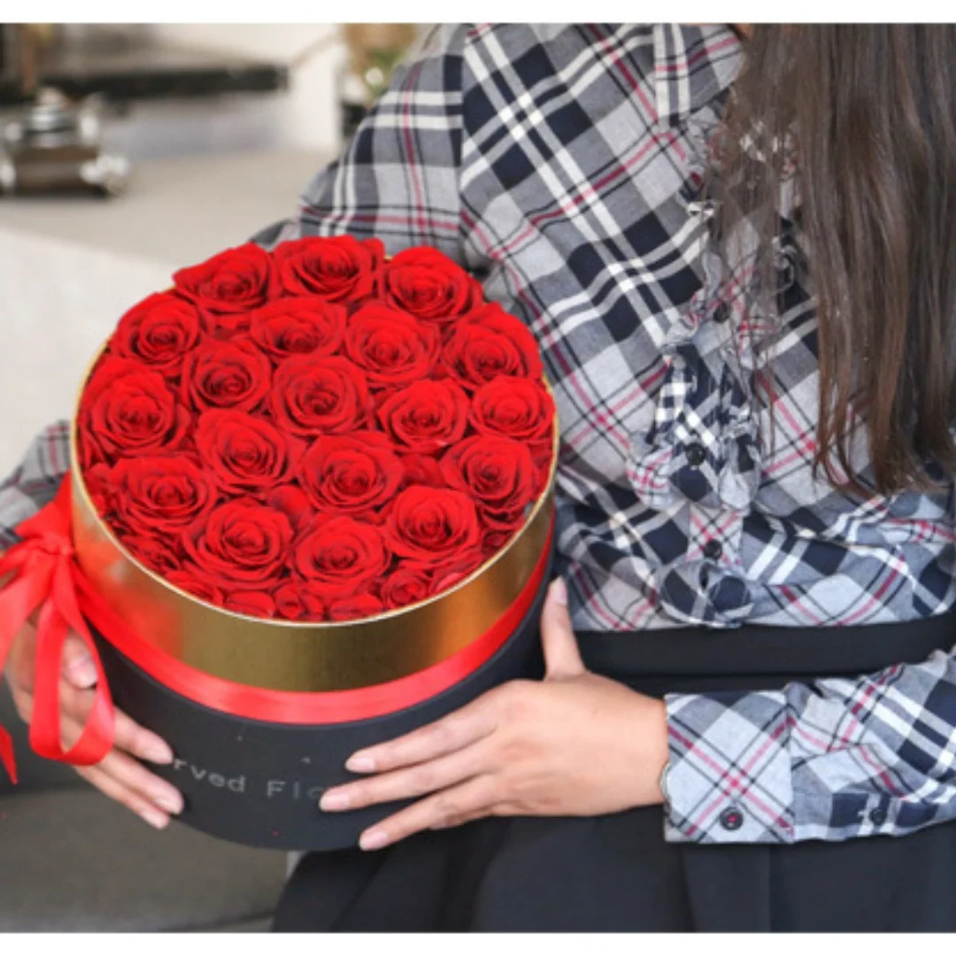 

Preserved Roses Box Long Lasting Round-shaped Eternal Love Roses Create Romantic Atmosphere Eternal Gratitude Floral Gift