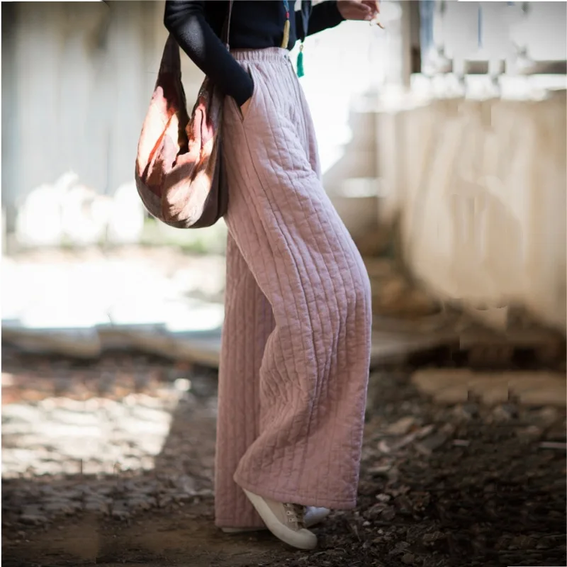 2025 Winter Women's Ramie-Linen Quilted Pants: Vertical Stitching, Wide-Leg & Premium Feel.