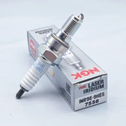 1pcs Iridium Spark Plug IMR9E-9HES 7556 for CBR1000 VFR1200F VFR1200X OEM 31912-MFL-003 31922-MFL-003