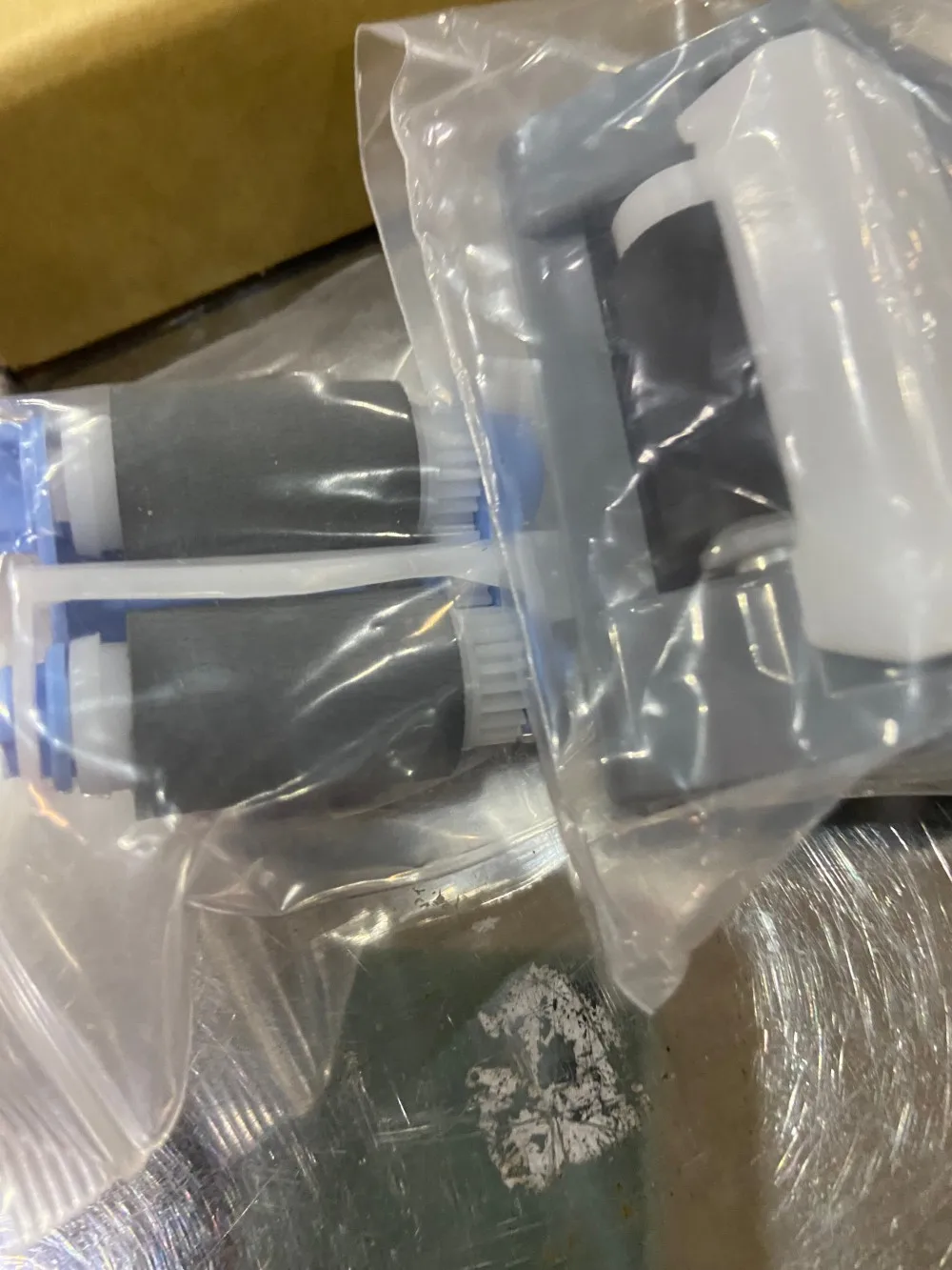 

5 компл. разделительный ролик захвата RM2-6577-000 B5L24-67904 для HP Color LaserJet M552 M553 M554 M555 M577 M578 M652 M653 M681 M682