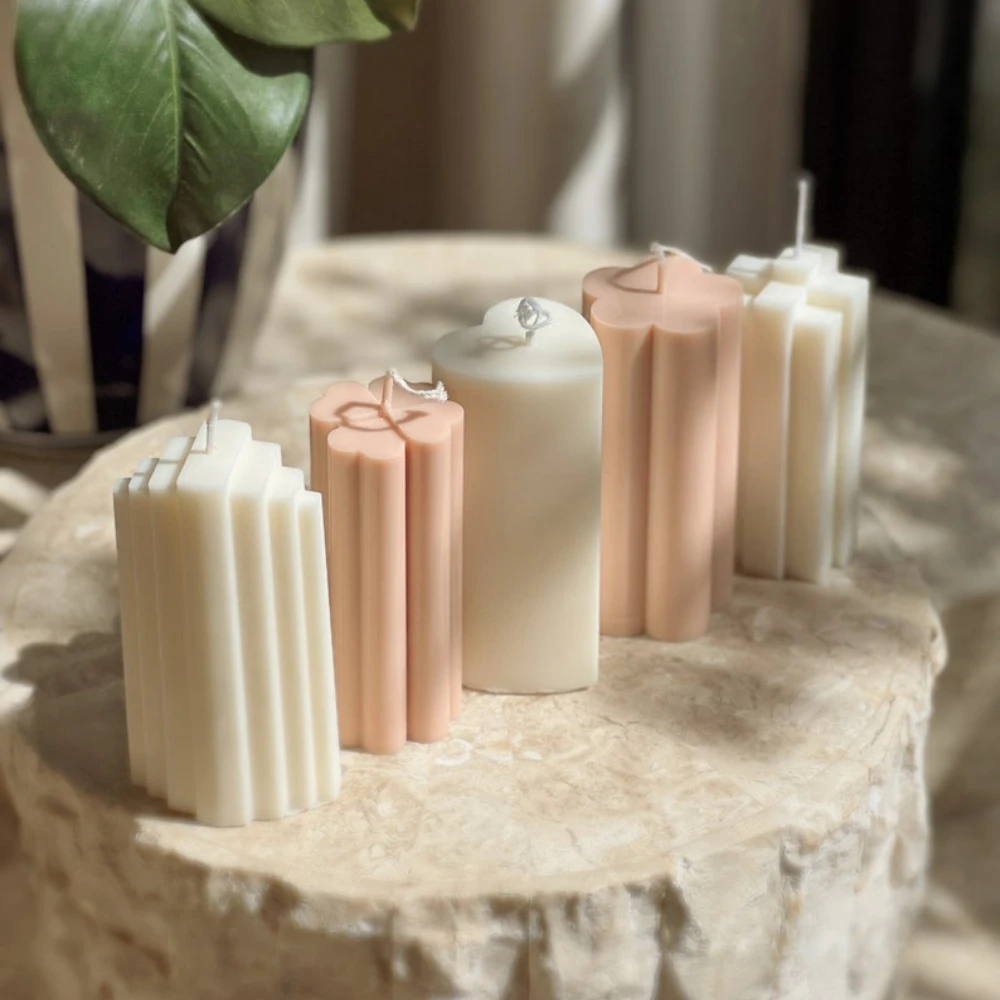 2pcs Geometry Pillar Scented Candle Mould Flower Love Stripe Column Design Gypsum Resin Molds Candlelight Dinner Decor DIY Gifts
