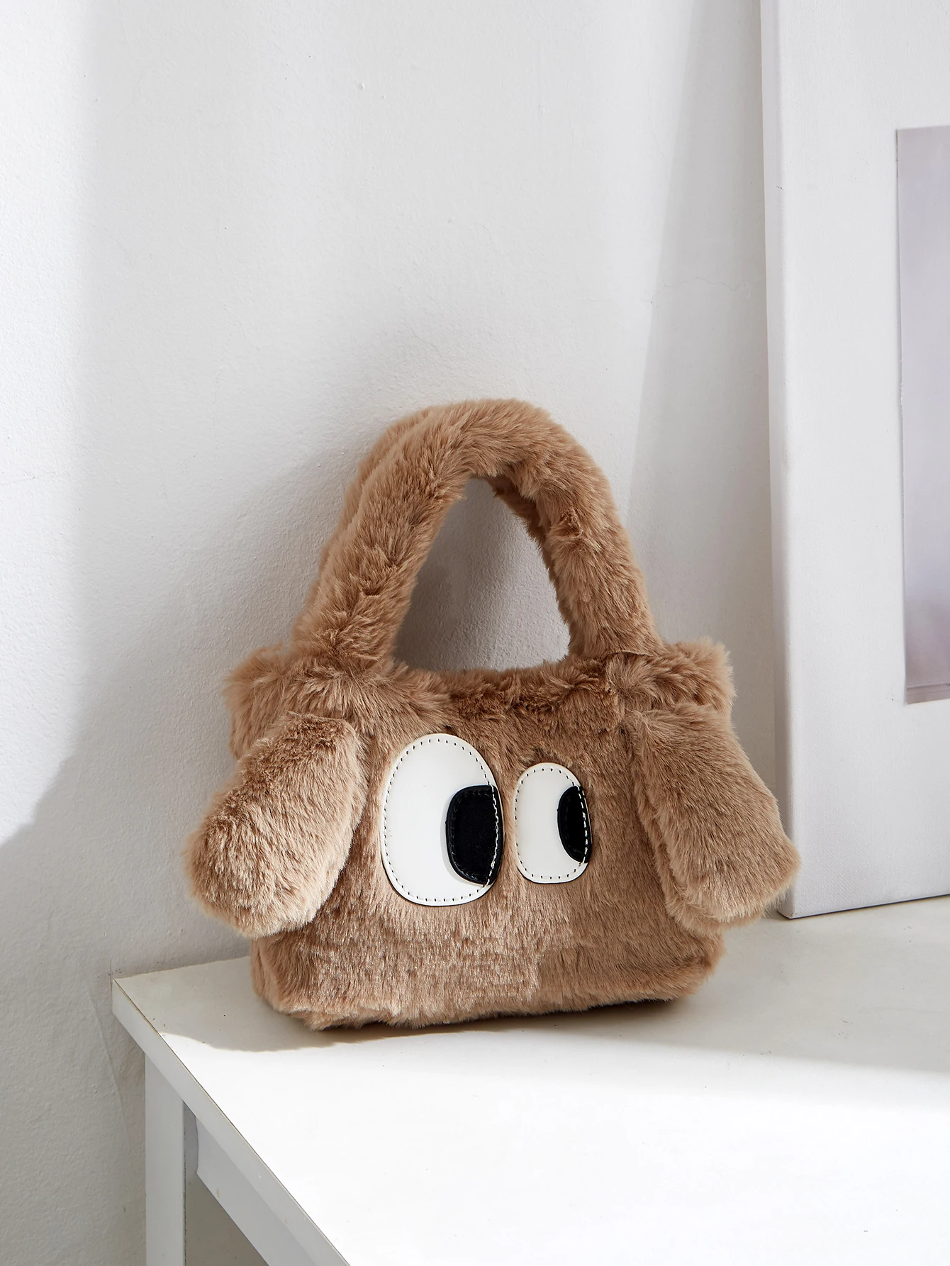 

Симпатичная пушистая модная новая стильная универсальная однотонная женская сумка через плечо