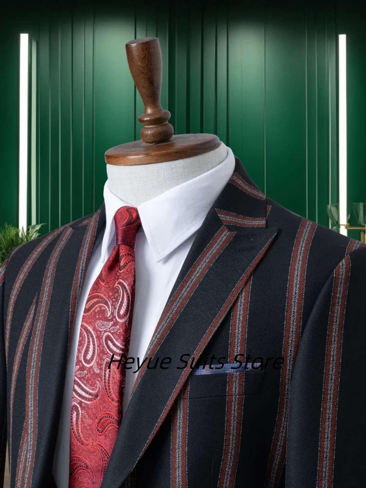 Customized Gentleman Stripe Men Suits Groom Tuxedos Peak lapel 3Pieces Sets Business Male Prom Blazers Fashion pantalones hombre