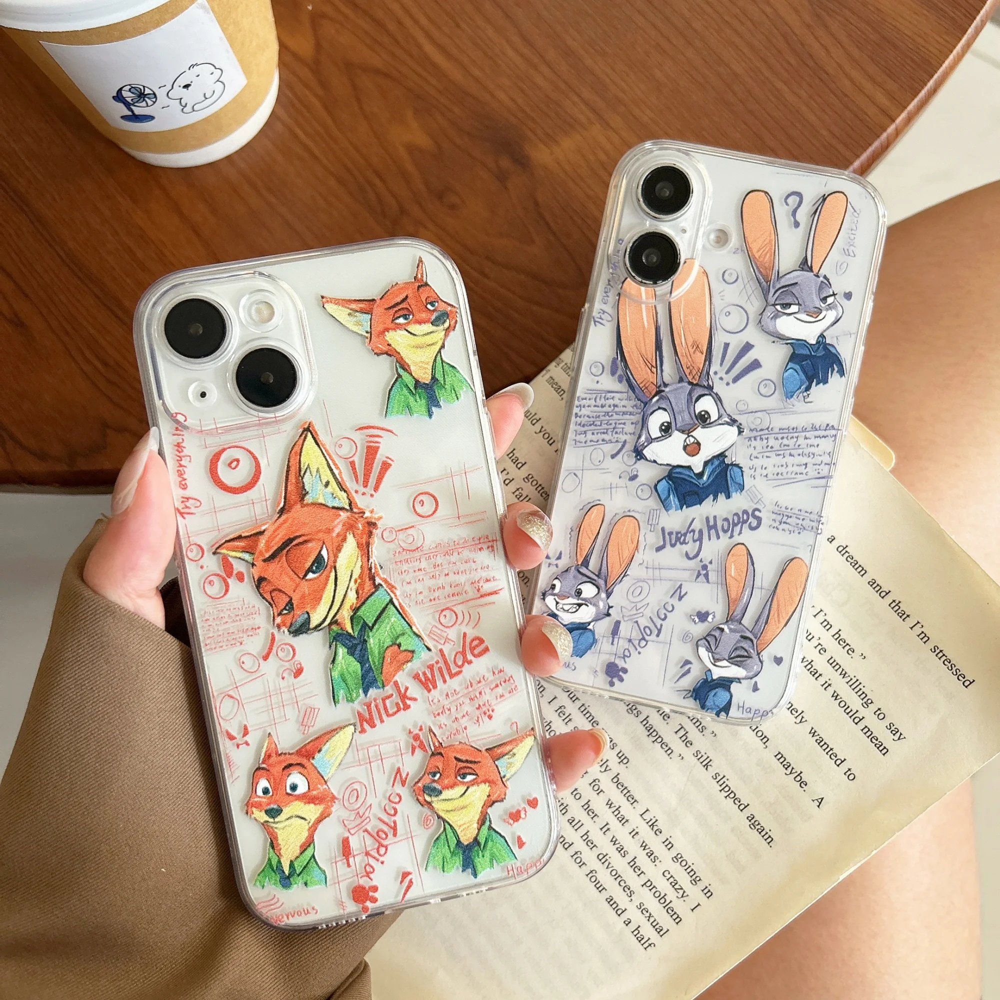 Cartoon Nick and Judy Zootopia Comic Lines Phone Case For iPhone 16 E 15 14 13 12 11 Pro Max XR XS MAX 7 8 Plus MINI Y2K Cover