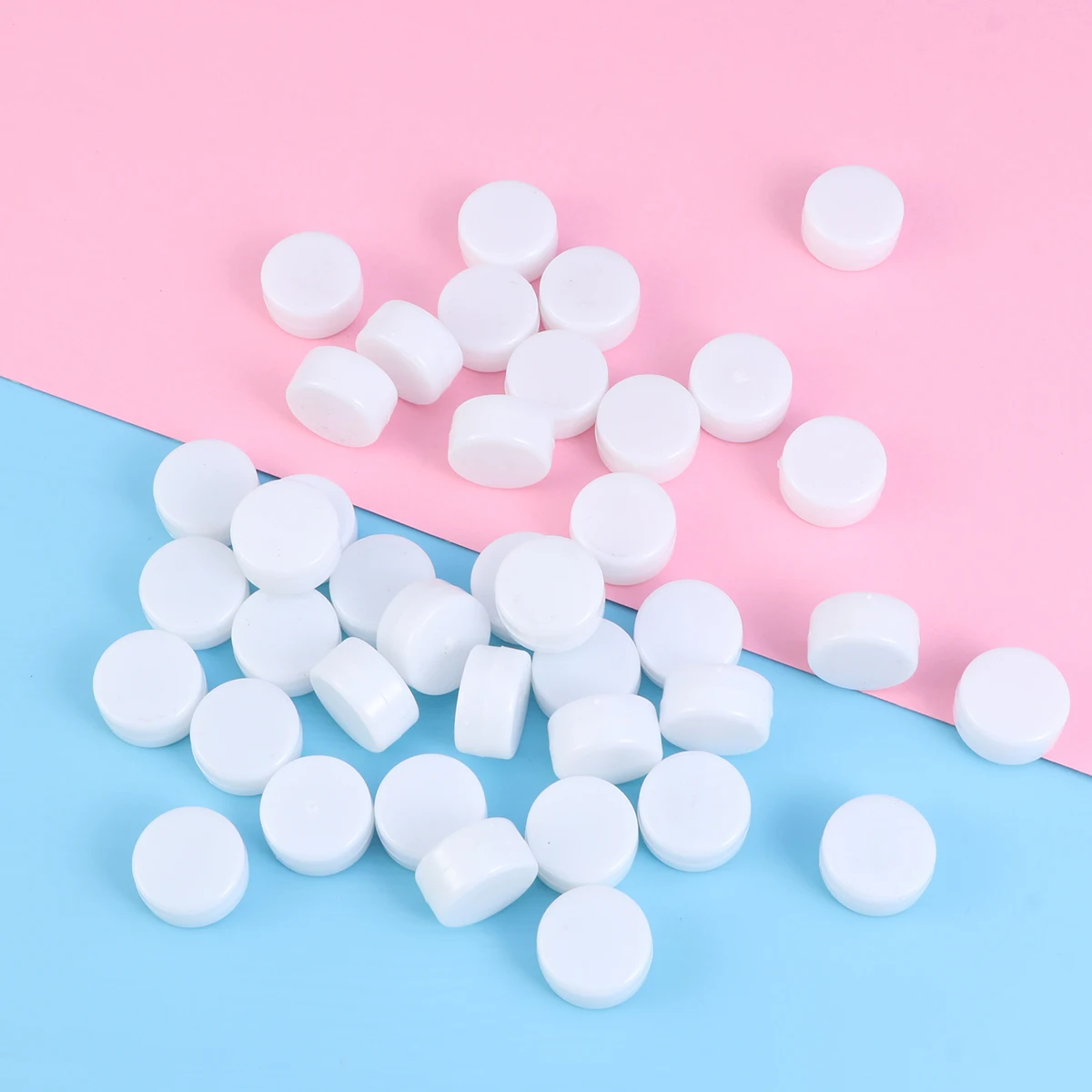 Boîte à hochet en plastique de 22Mm, 100 pièces, cloches de chevet pour bébé, Stimulation Tactile rotative, développement pour poussette, porte-cradle