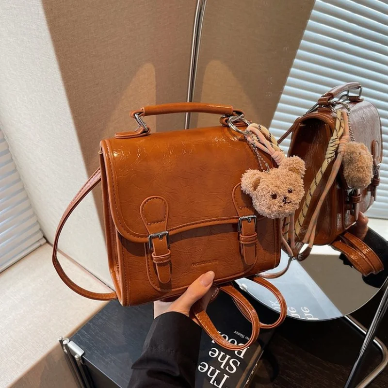 

High-Fashion Women Bag With Architectural Angular Design In Stiff Leather For A Bold Avant Garde Look