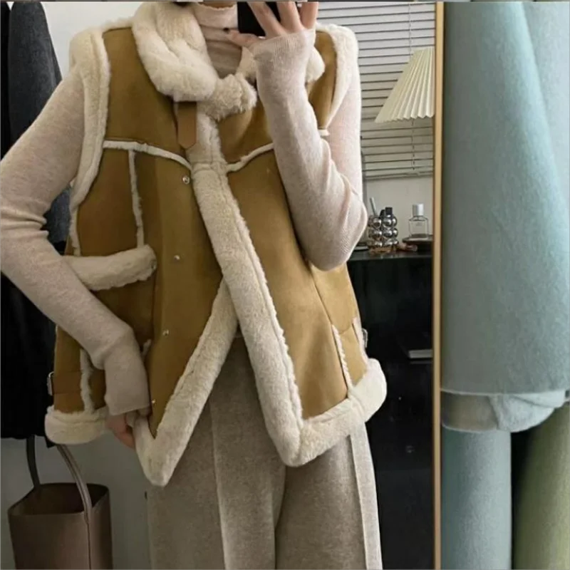 2023 autunno e inverno nuovo colletto alla coreana imitazione gilet di velluto di agnello le donne indossano gilet con Clip di cavallo spesso in pelliccia