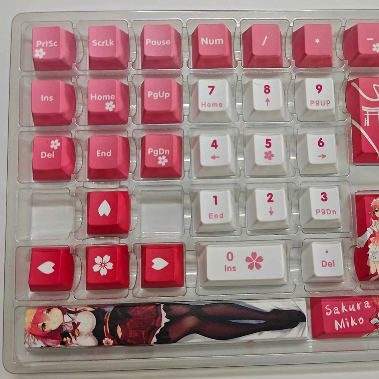 Imagem -04 - Hololive Vtuber Sakura Miko Pbt Cherry Keycaps mx Cruz Eixo Switch Teclado Mecânico Jogo Presente 132 Teclas por Conjunto