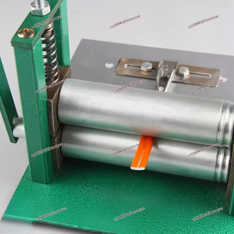 Hand-cranked small leather drawing machine glue cartridge machine