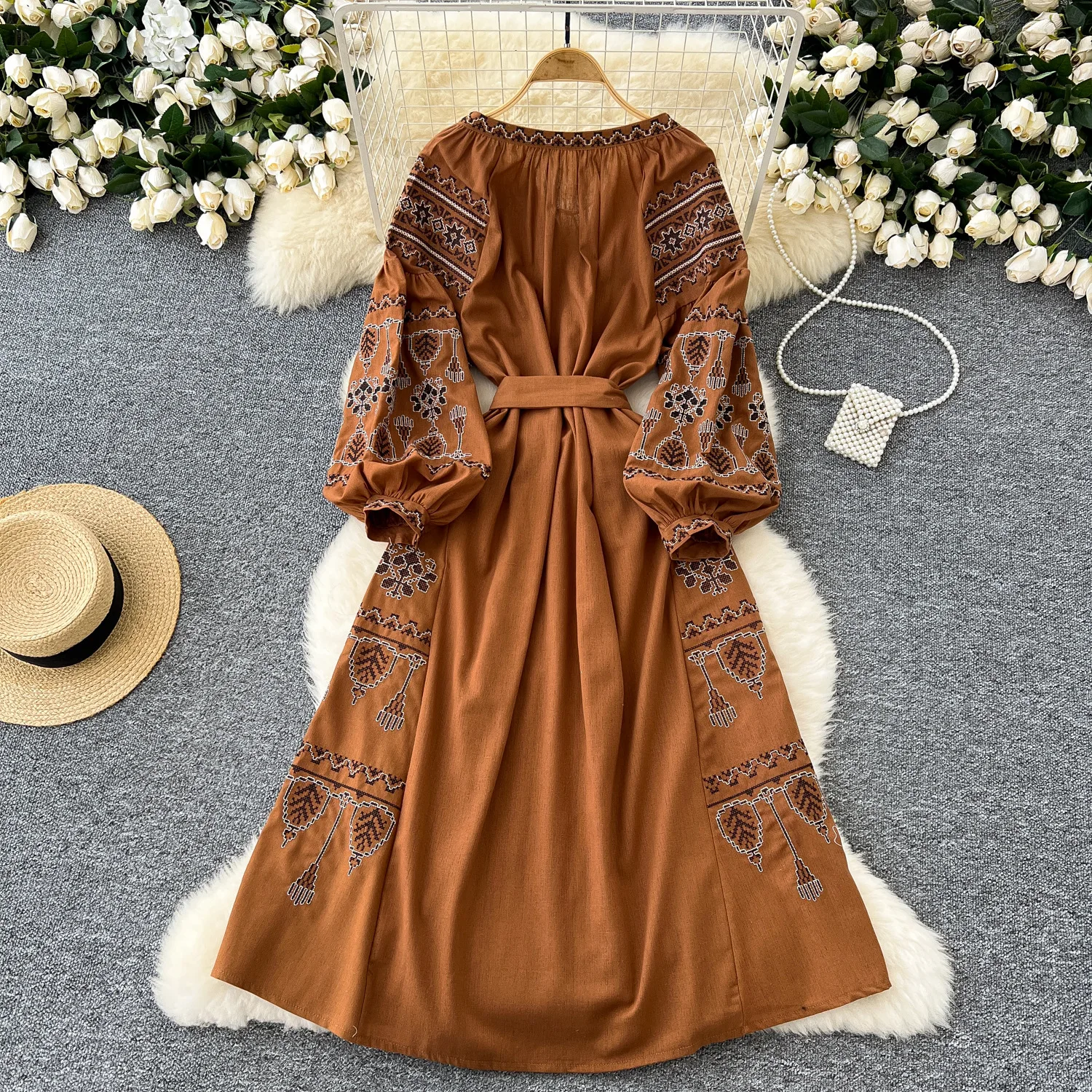 Bohemian Retro Ethnic Embroidered Dress Women's Spring Tassel V-Neck Lantern Sleeves Belt Waist Midi Dress Boho Beach Vestidos
