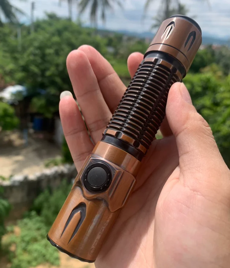 Used EDC Olight Warrior 3S Copper Edition Flashlight strong light Torch Lamp decompression toy